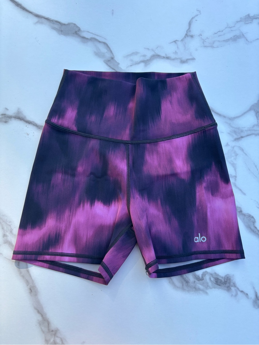 Alo Yoga 4" Vapor High-Waist Aurora Short
